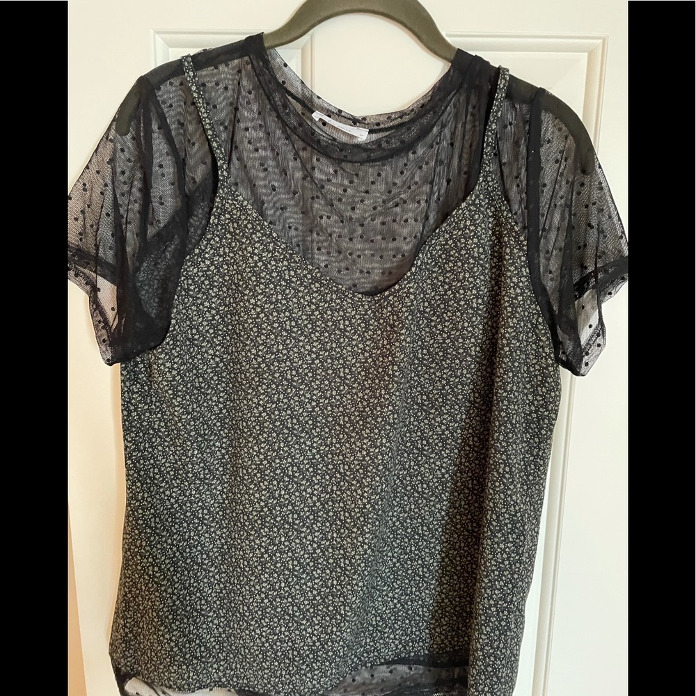 🍦SALE Floral Print Polkadot Mesh Top great under cardigan - Picture 9 of 9
